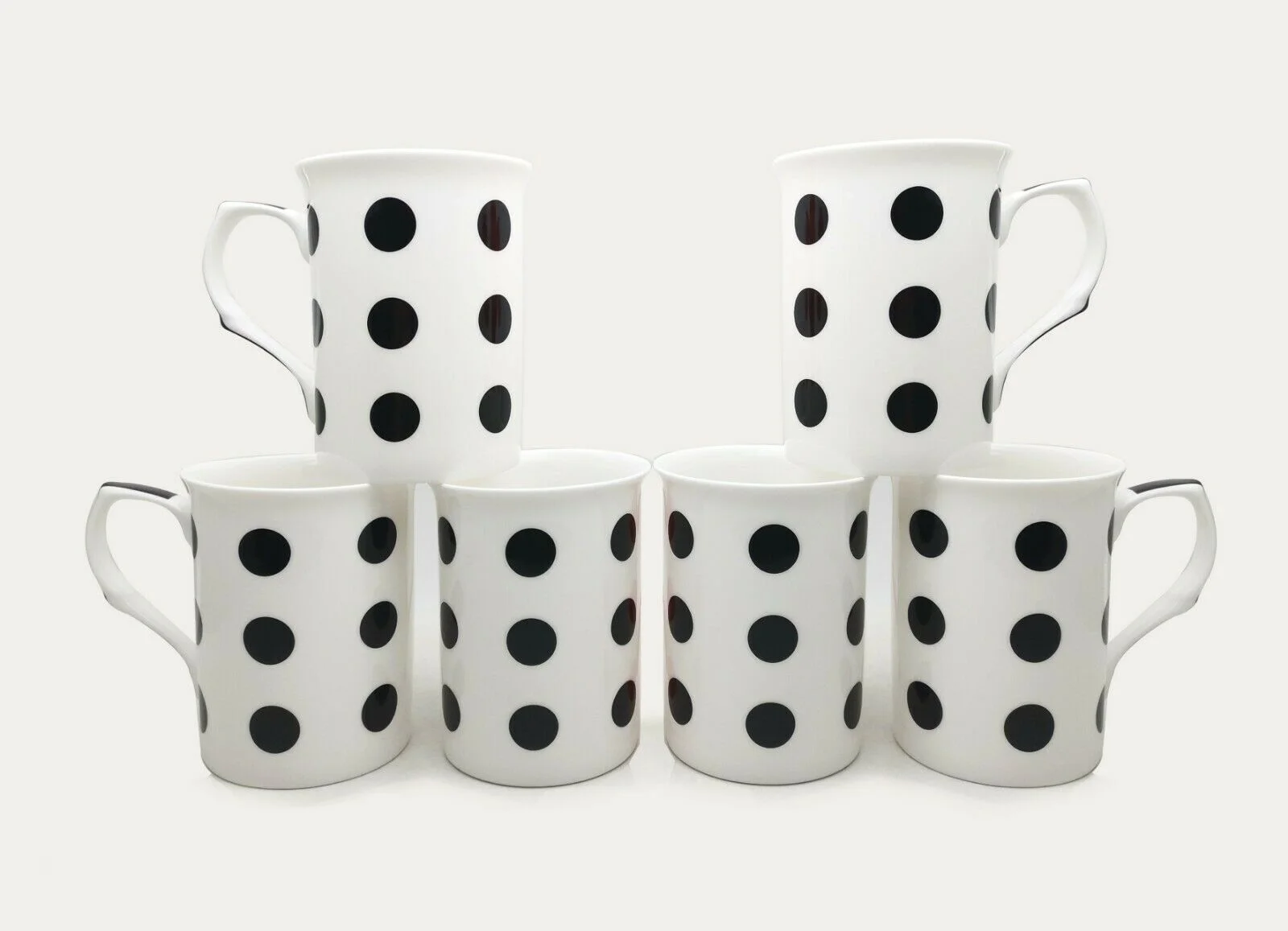 Fine Bone China Set of 6 Red Spotted Mugs - Image 2